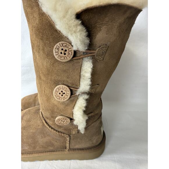 UGG Tall Women's Bailey Button Triplet Chestnut Brown Boots Size 5 - Picture 10 of 14